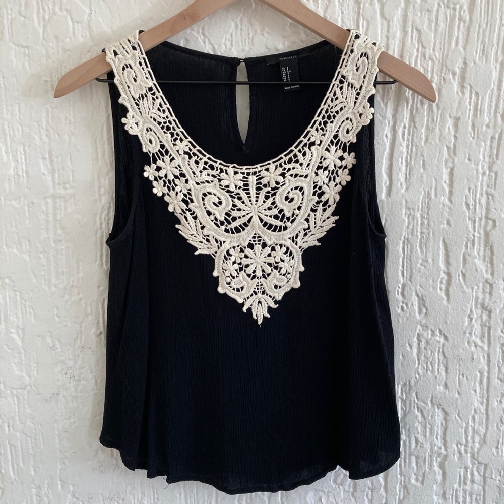 Forever 21 Black Tank Top Blouse With White Crochet Neckline Size Small